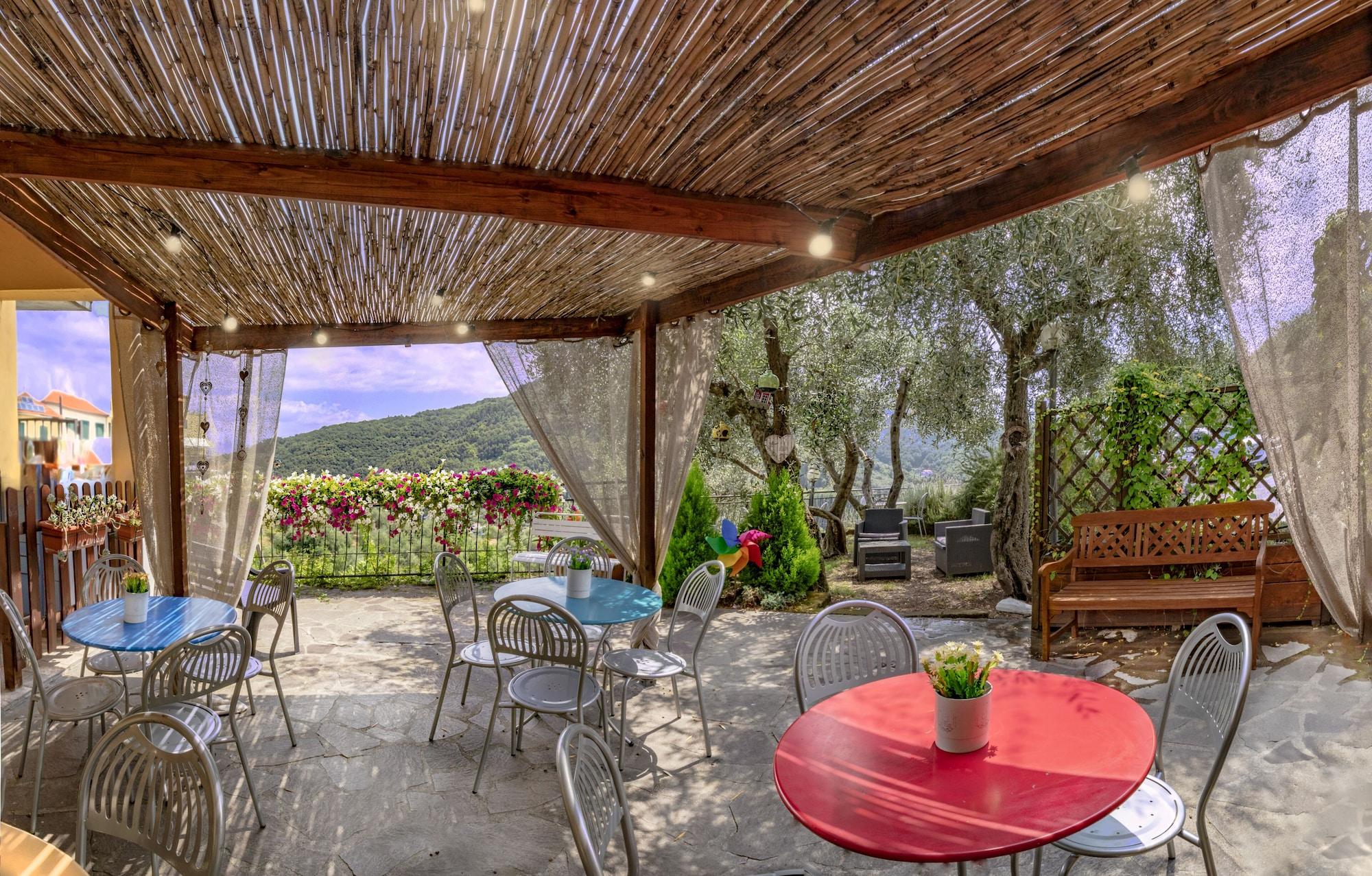 Albergo Serena Lerici Esterno foto