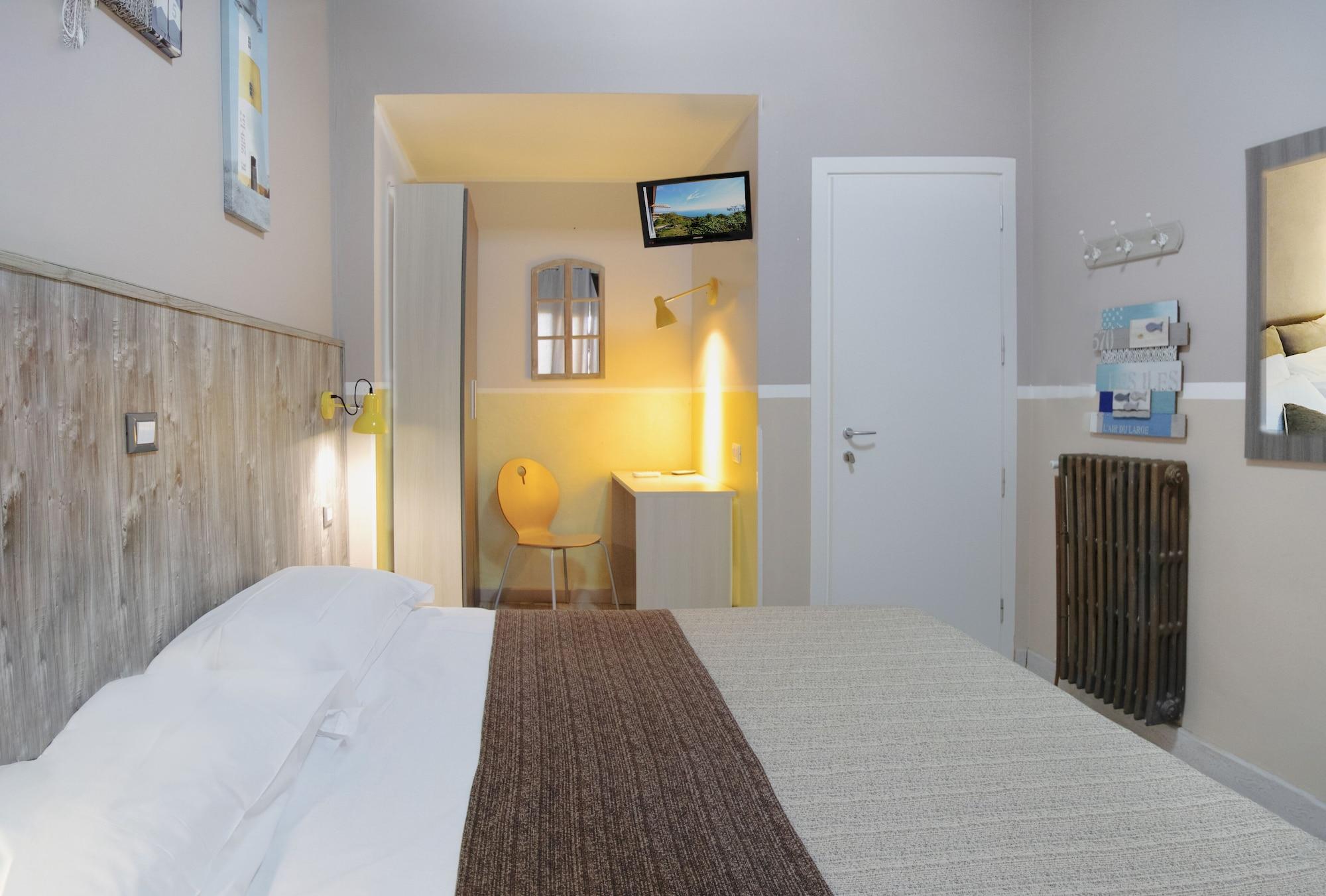 Albergo Serena Lerici Esterno foto
