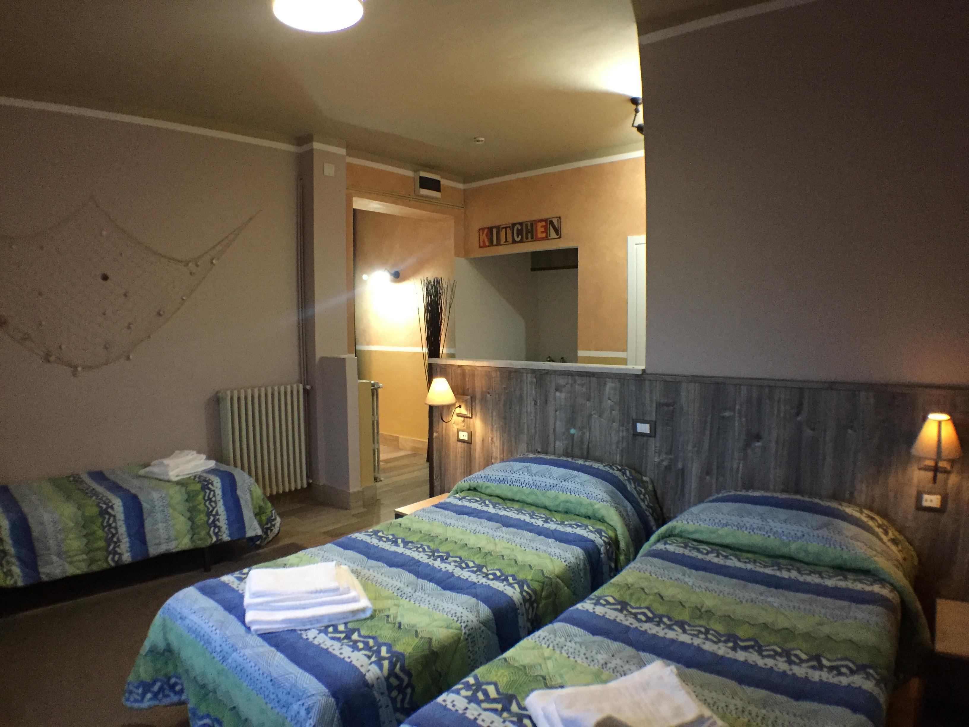 Albergo Serena Lerici Esterno foto